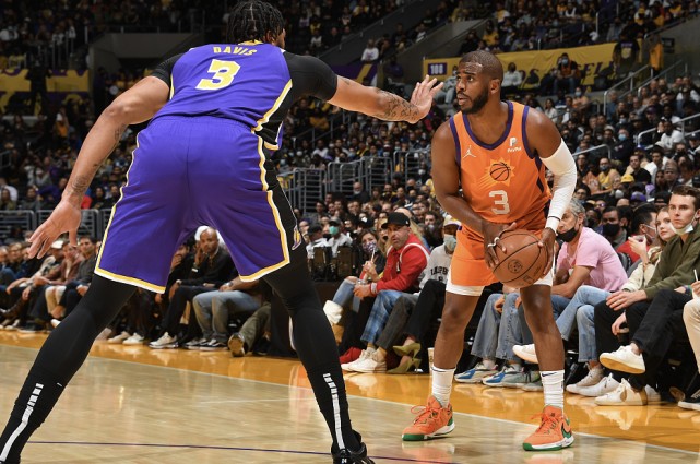 利用他的高 利用他的高