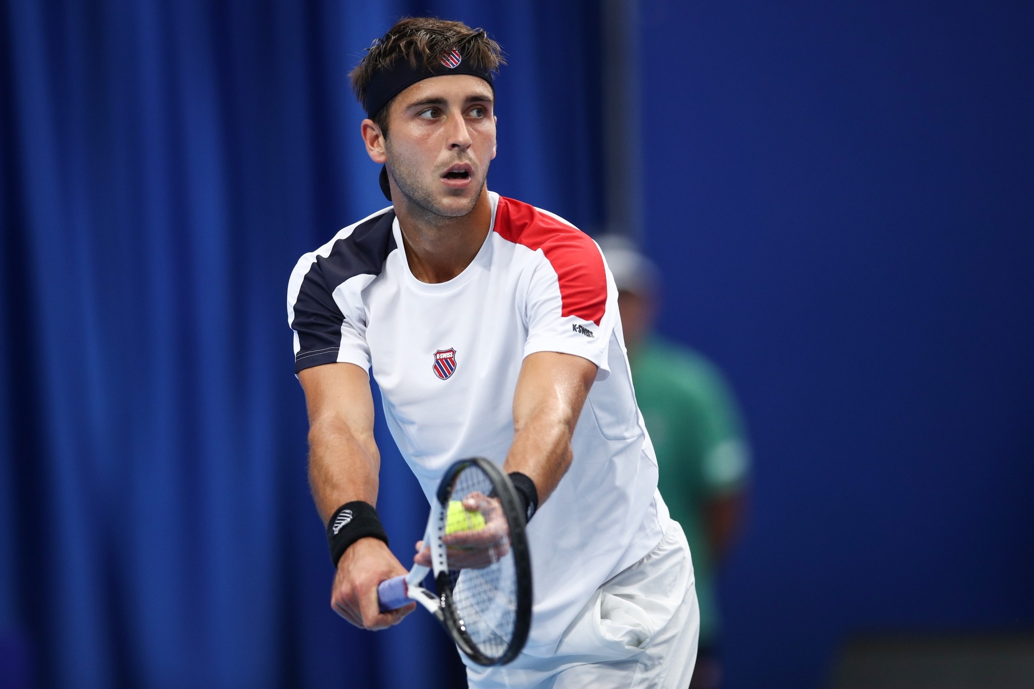 4决赛充满 4决赛充满