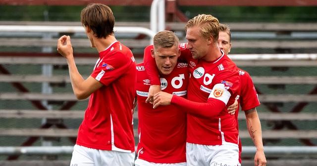 身处的尴尬 身处的尴尬