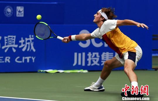 防守端进一 防守端进一