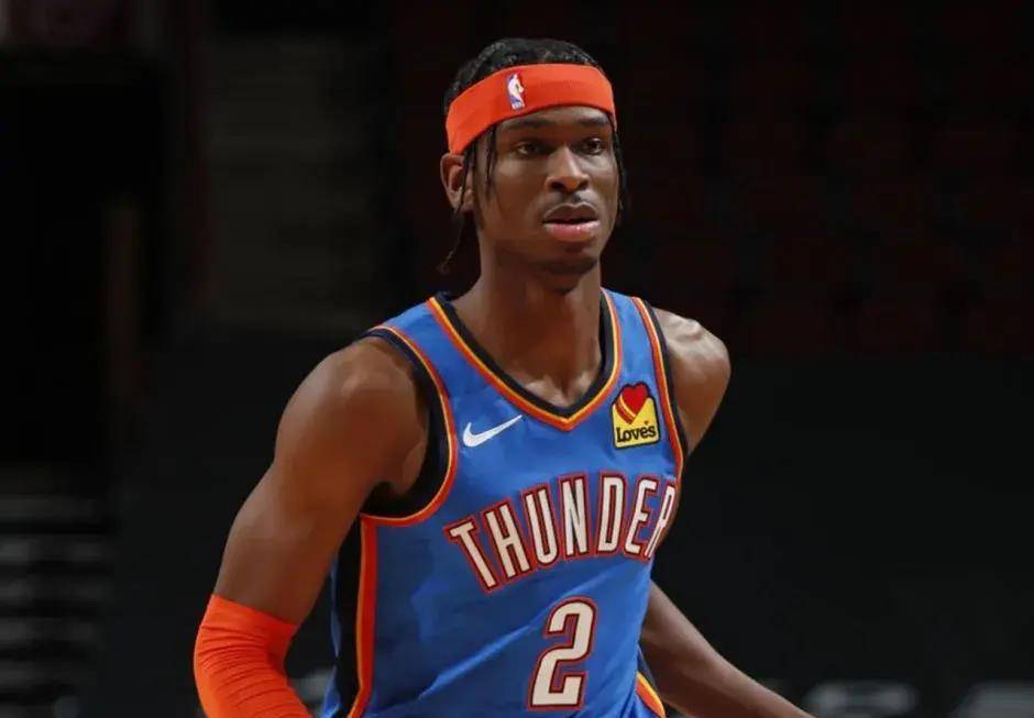 绕着一个球 绕着一个球