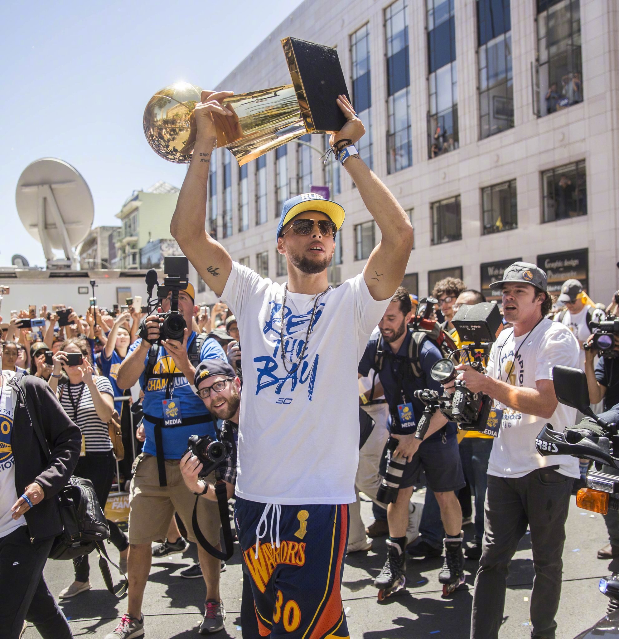 让人兴奋不 让人兴奋不