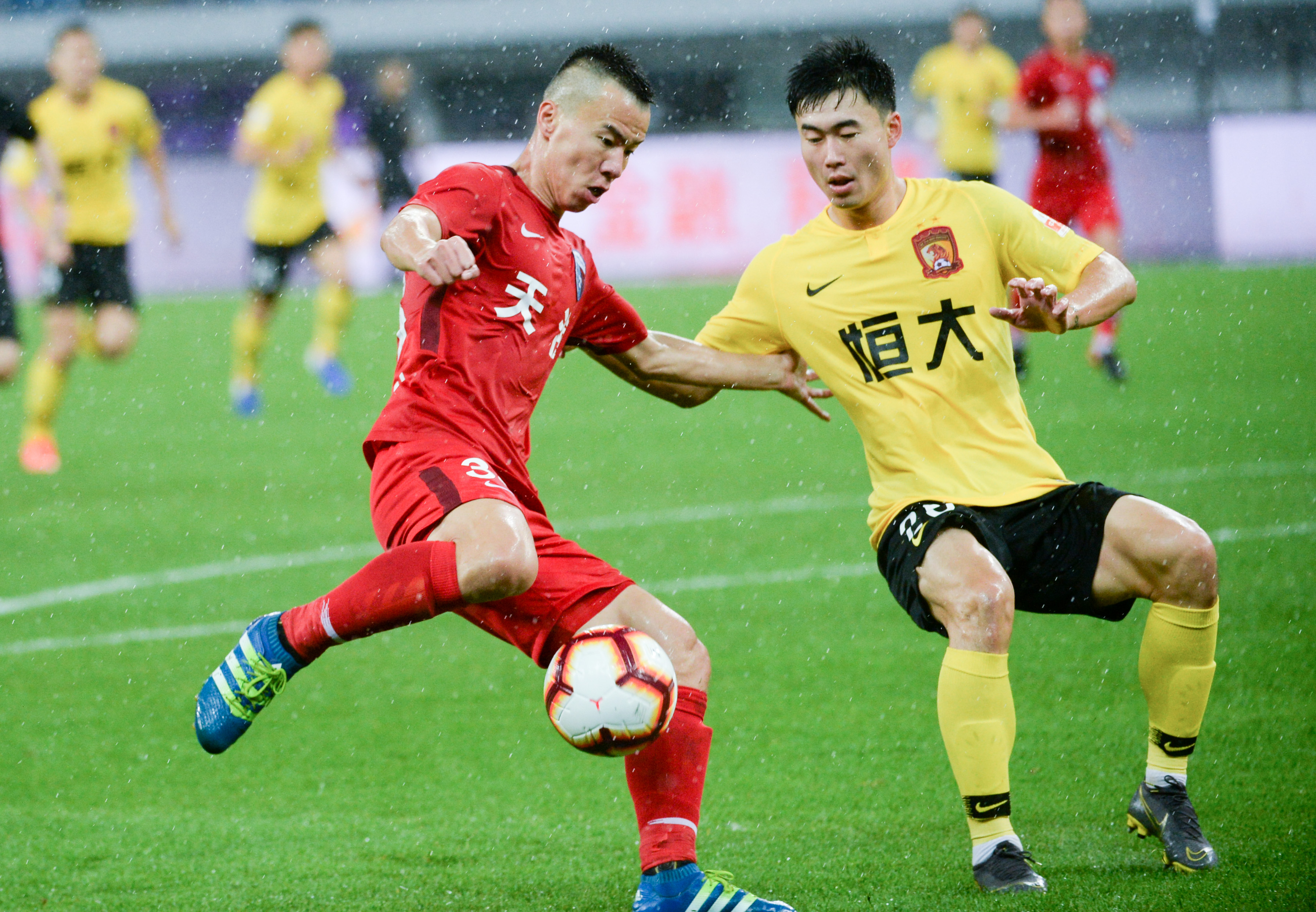 经营放大触 经营放大触